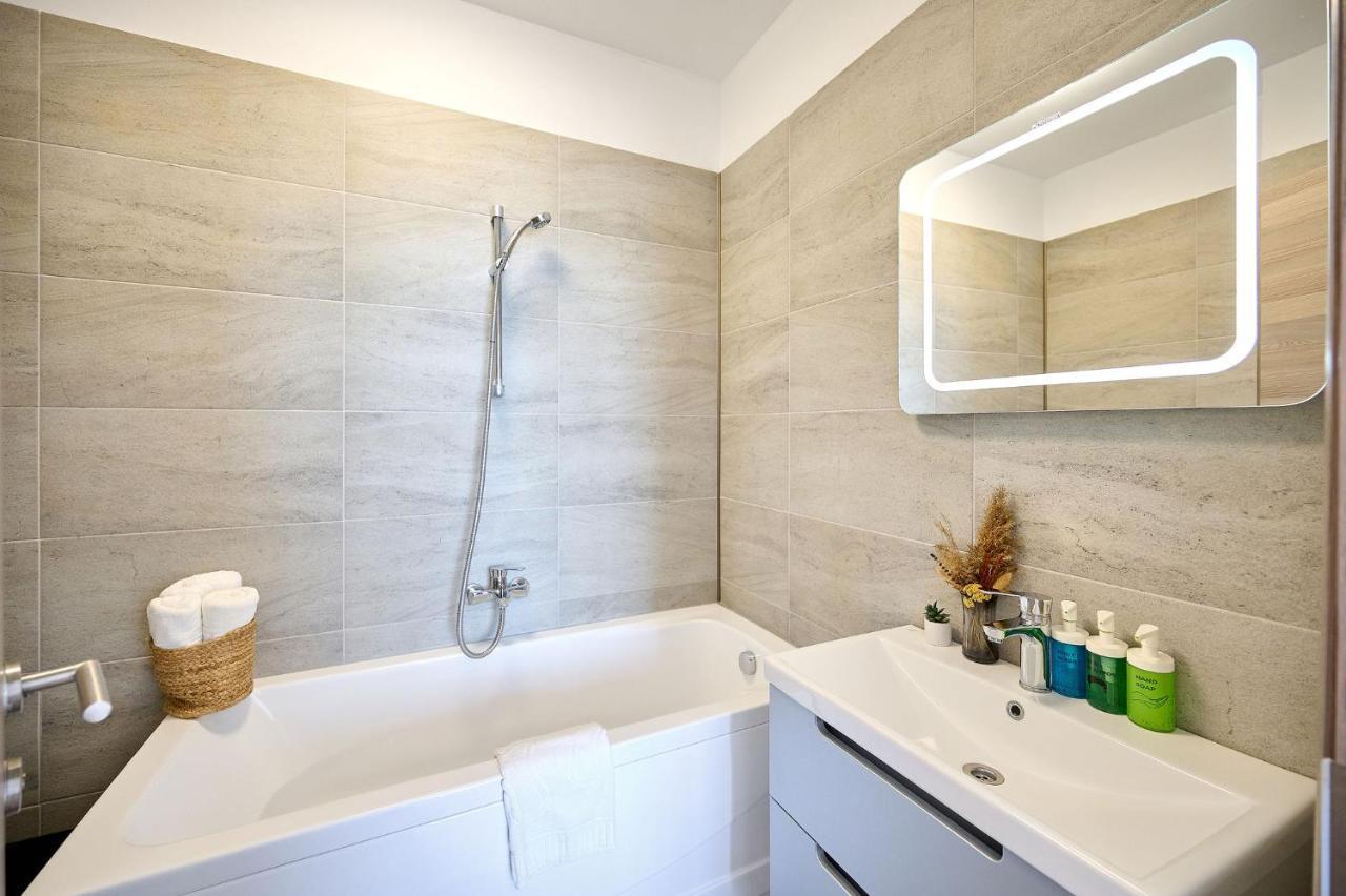 Paradise Sea View 2Bd Apt Spa N Pools Beach Resort Năvodari Zewnętrze zdjęcie